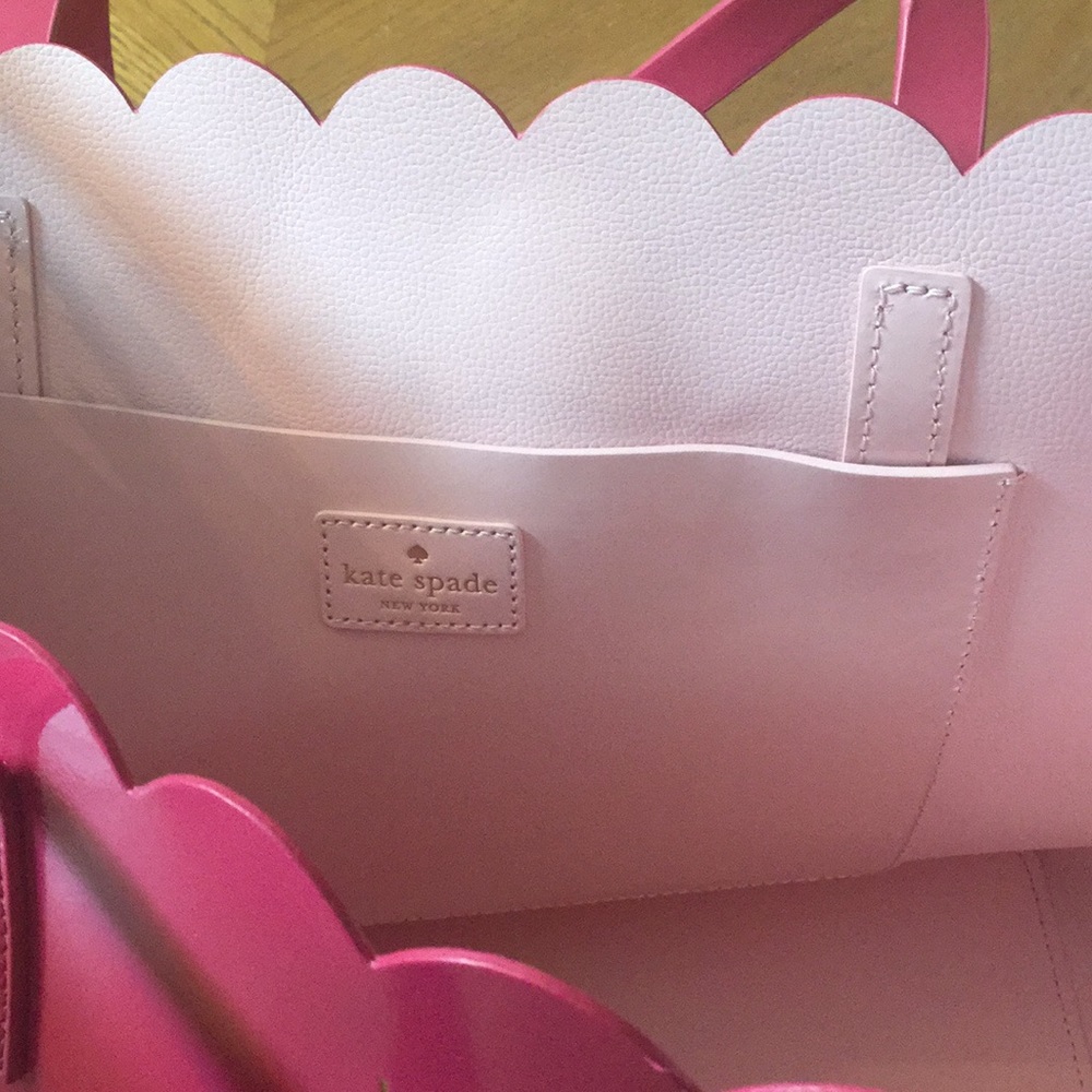 ✅SOLD✅ New Kate spade large tote bag - Picture 1 of 3